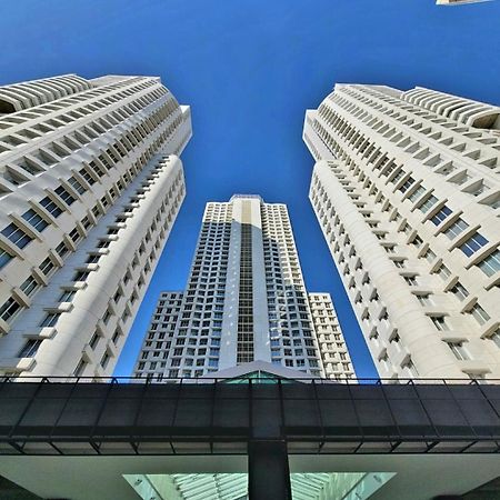 Alfred Sky Smart Apartment 29Th Spa Included Skopie Exterior foto