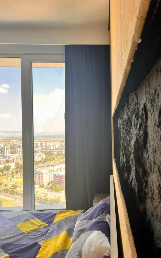 Alfred Sky Smart Apartment 29Th Spa Included Skopie Exterior foto