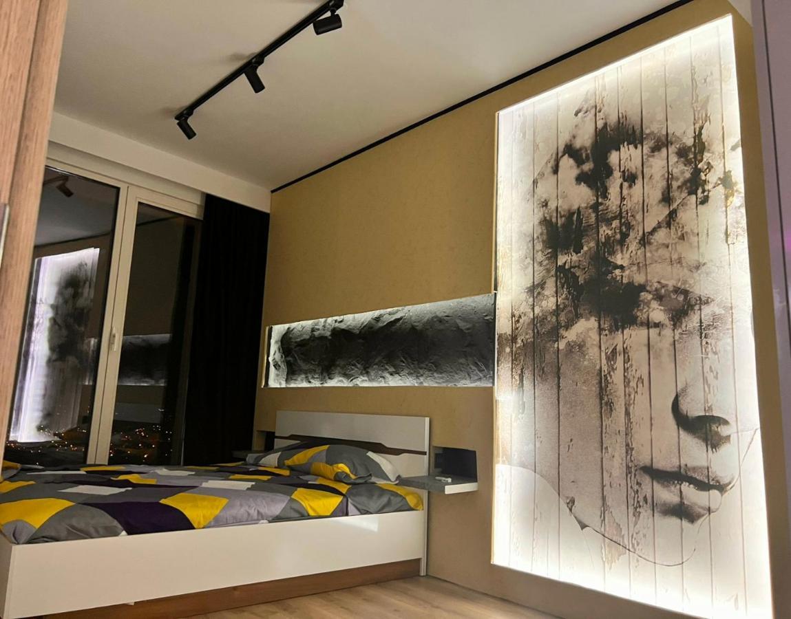 Alfred Sky Smart Apartment 29Th Spa Included Skopie Exterior foto